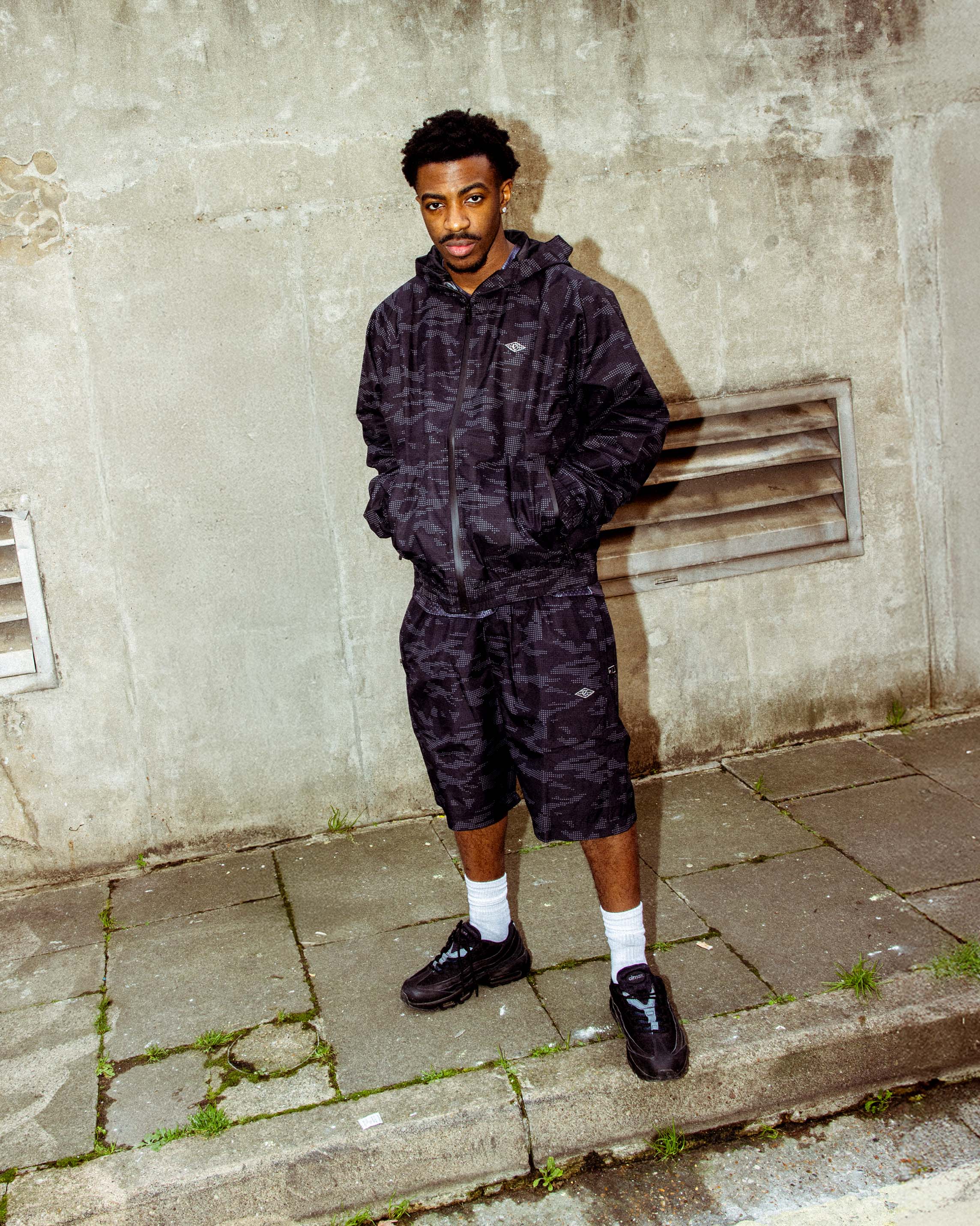 TRACK SHORTS DOTTED CAMO BLACK