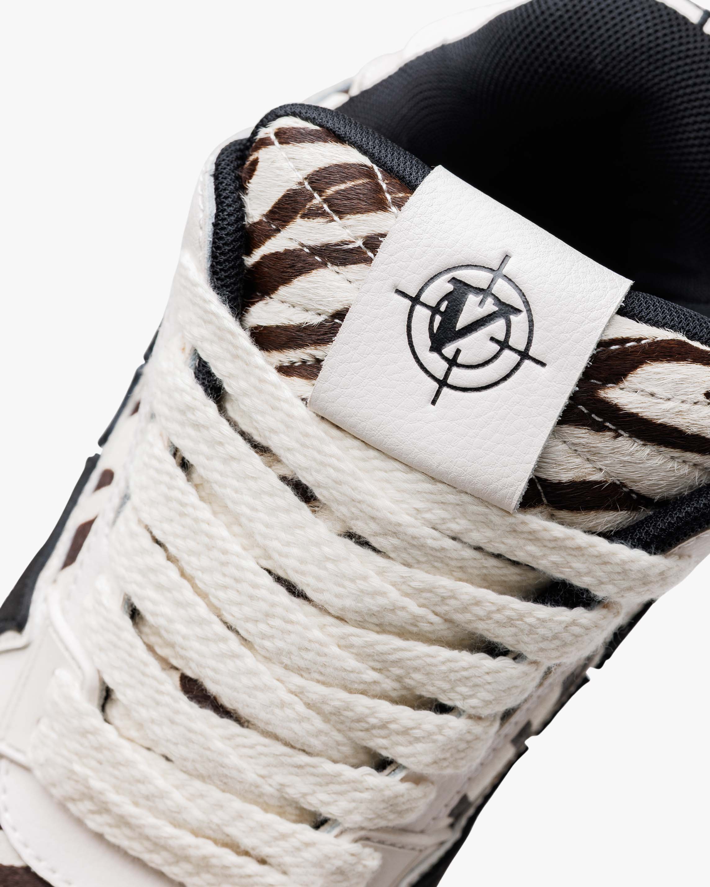 AKIMBO LOWS V2 "WHITE ZEBRA"