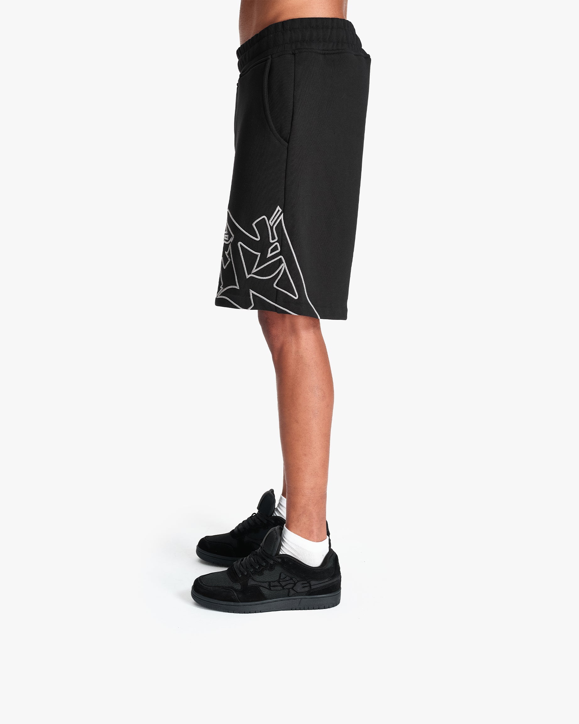 GRAFFITI SHORTS BLACK