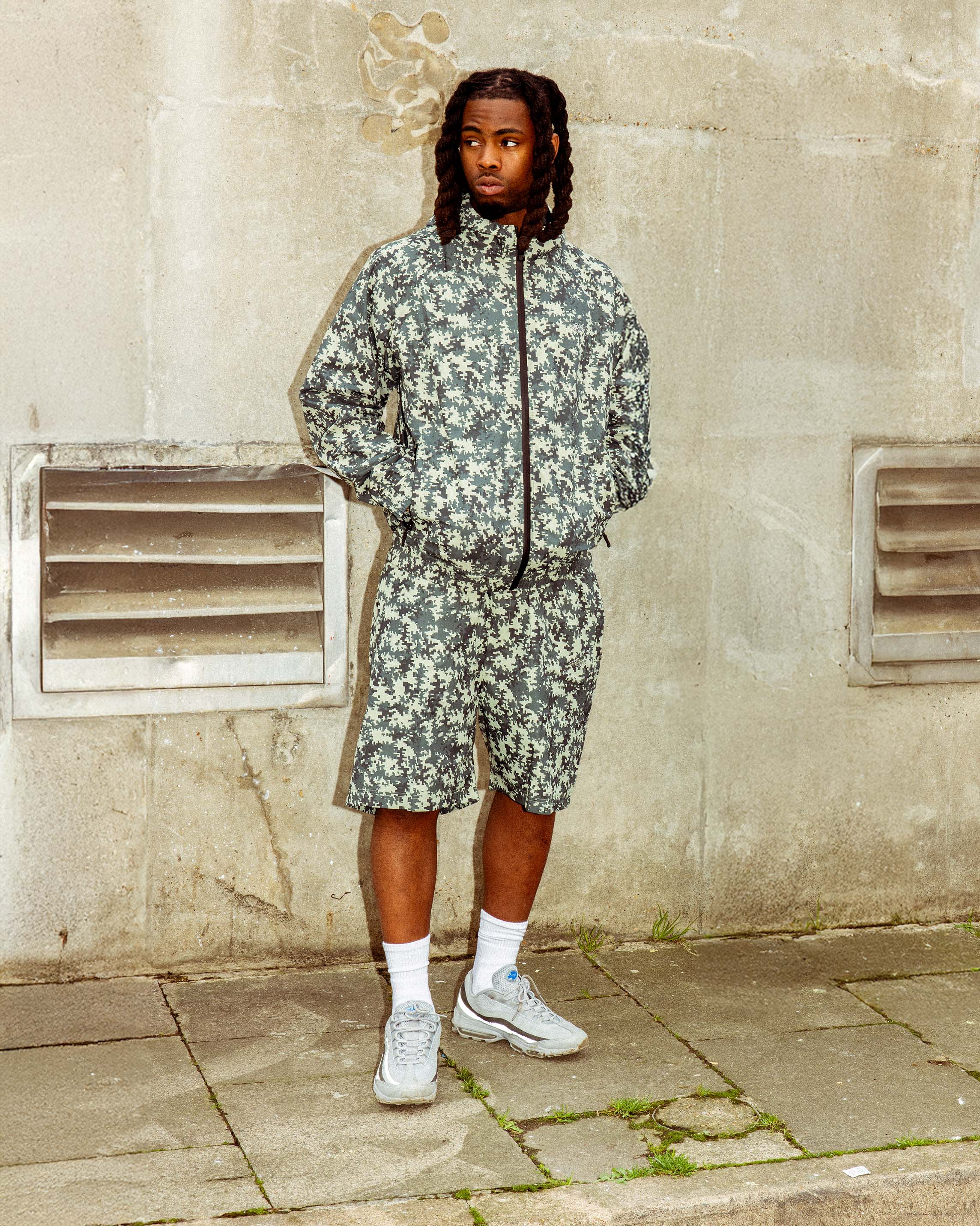 TRACK SHORTS PIXEL CAMO